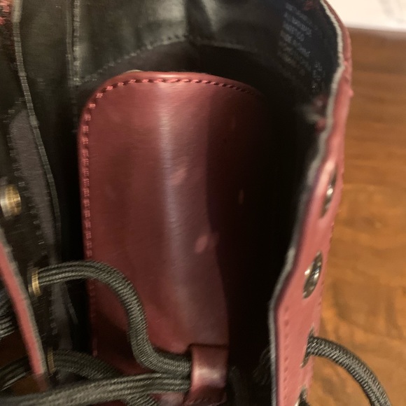 Boots - Picture 3 of 4